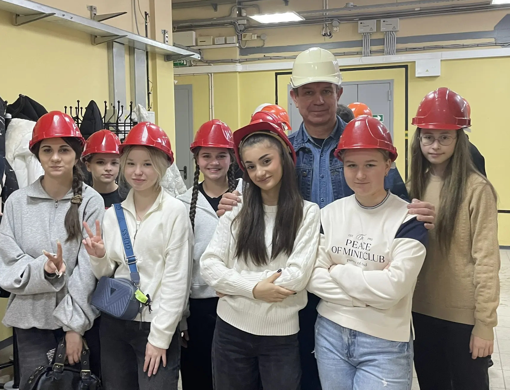 image 24 12 25 11 19 3